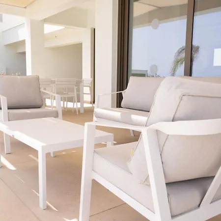 Villa Phaedrus Living: Serenity Waves No.2 *