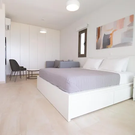Villa Phaedrus Living: Serenity Waves No.2 *